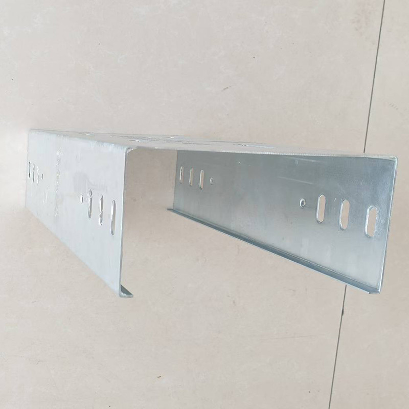 Through Type Hot Dip Galvanized Cable Tray 600Mm 100Mm Heavy Duty Cable Ladder