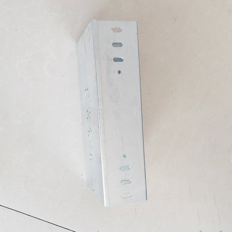 Steel Wire Mesh 200x200 Hot Dip Cable Tray For Strong And Weak Current Metal Channel Cable Tray