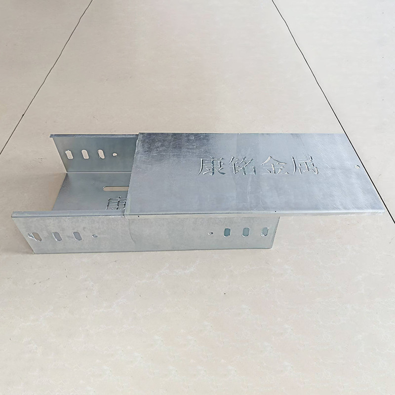 Steel Wire Mesh 200x200 Hot Dip Cable Tray For Strong And Weak Current Metal Channel Cable Tray