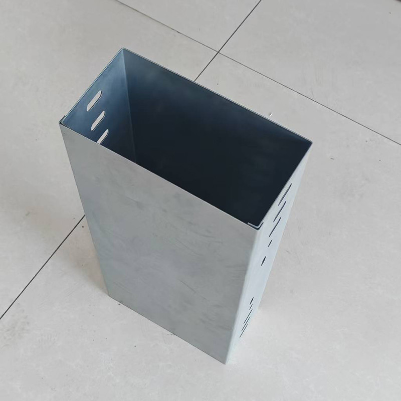 Modern Design Outdoor Cable Tray 100mm 50mm Hot Dipped Carbon Steel Straight Type For Floors