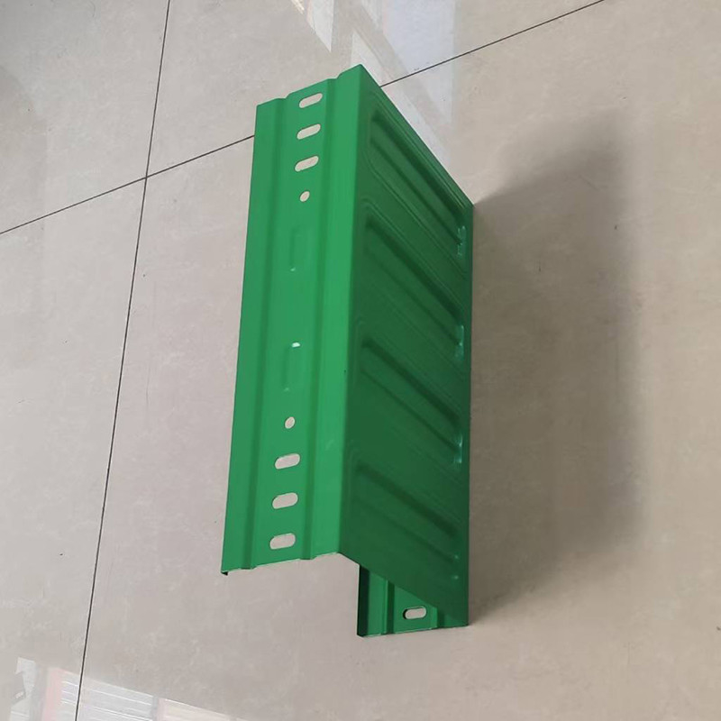 Industrial Construction Cable Tray Galvanized Steel Perforated Solid Bottom Type Cable Tray