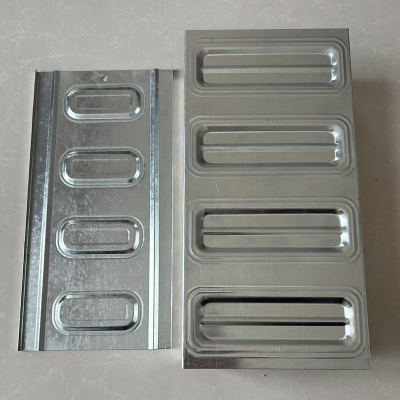 50mm-900mm Colorful Metal Cable Tray With Cover Galvanized ISO9001