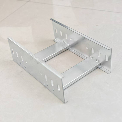 50-1500mm Galvanizzato scala cavo vassoio con forte capacità di carico e proprietà anti-deformazione